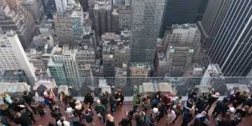 Cloud Resource Management: Optimizing Utilization for US Enterprises - Cover Image